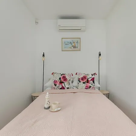 Beautiful House With A Garden For 6 People In Budzistowo By Renters بيت للعطل