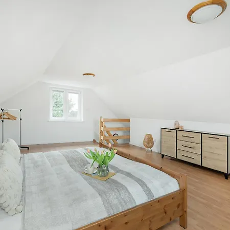 Beautiful House With A Garden For 6 People In Budzistowo By Renters * كولوبرزيغ