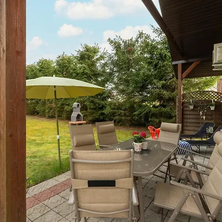 بيت للعطل Beautiful House With A Garden For 6 People In Budzistowo By Renters